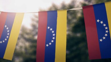 Venezuela erhöht den Mindestlohn um das 18-fache, indem er an einen halben Petro gebunden wird