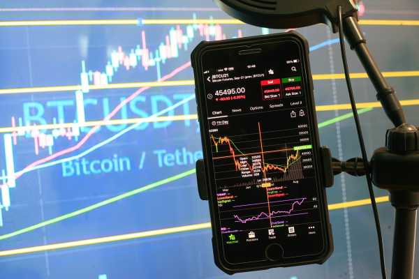 Wöchentlicher Überblick über den Kryptomarkt: XRP-Händler gewinnen groß, Binance startet einen Countdown, BTC-Miner bewegen 60 Millionen US-Dollar