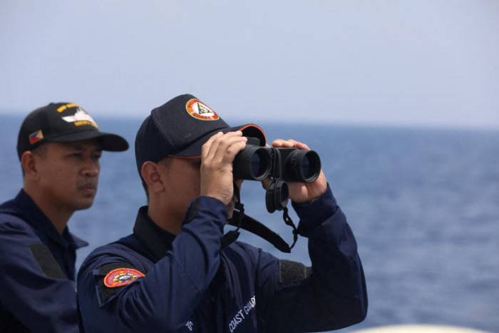 China erkundet umstrittene Untiefe zur Rekultivierung, sagen die Philippinen